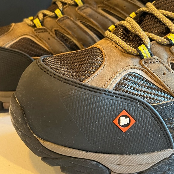 Men’s Merrell Reinforced Toe Bootd - Picture 3 of 8